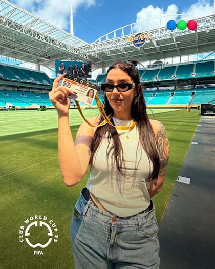 'La Tora' aseguró que su cobertura para Telefe del Mundial de Clubes es "siempre color, nada deportivo" (Foto: Instagram @telefe)